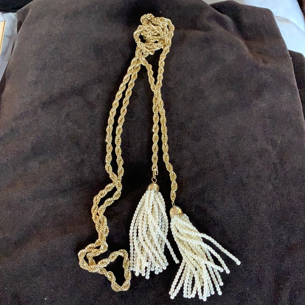 Gold tone pearl tassel necklace
